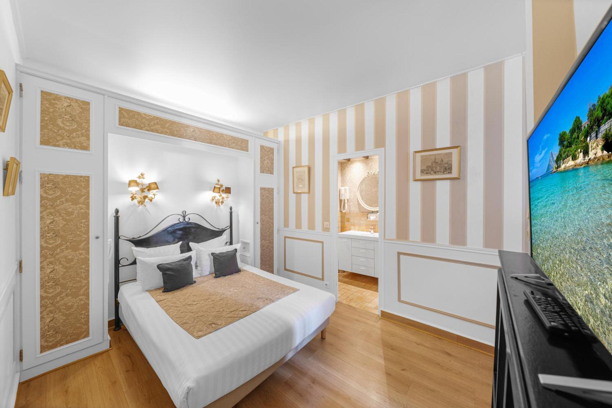 Superior Double Room,1717022508:JPEG